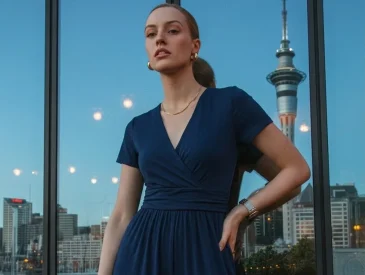 Stylish outfits for exploring Auckland's vibrant city life